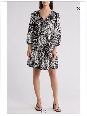 Ellen Tracy Black & White Long Sleeve V-Neck Tiered Dress